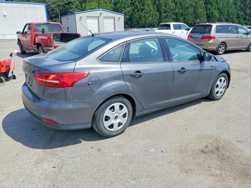 Продажа на аукционе авто 2017 Ford Focus, vin: 1FADP3E27HL325558, номер лота: 58717396
