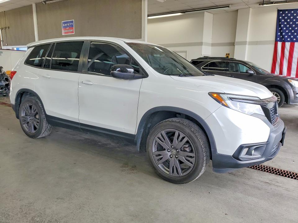 Продажа на аукционе авто 2019 Honda Passport, vin: 5FNYF8H52KB022697, номер лота: 58401266