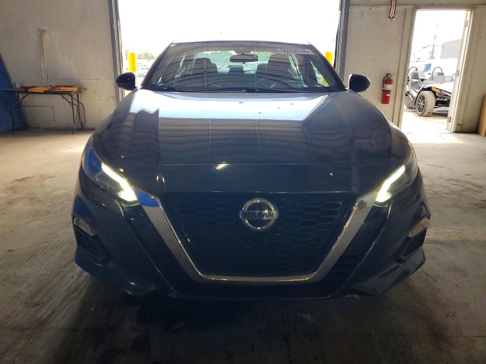56268536 :رقم المزاد ، 1N4BL4DV4MN314097 vin ، 2021 Nissan Alitma مزاد بيع