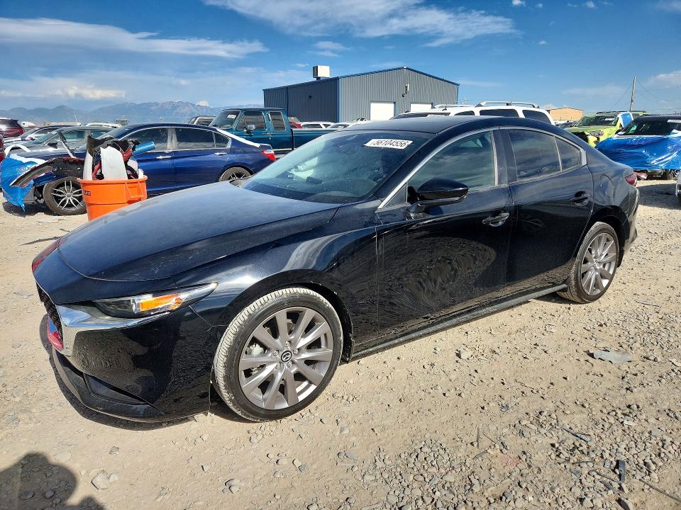 56104556 :رقم المزاد ، JM1BPBCL8M1305817 vin ، 2021 Mazda 3 مزاد بيع