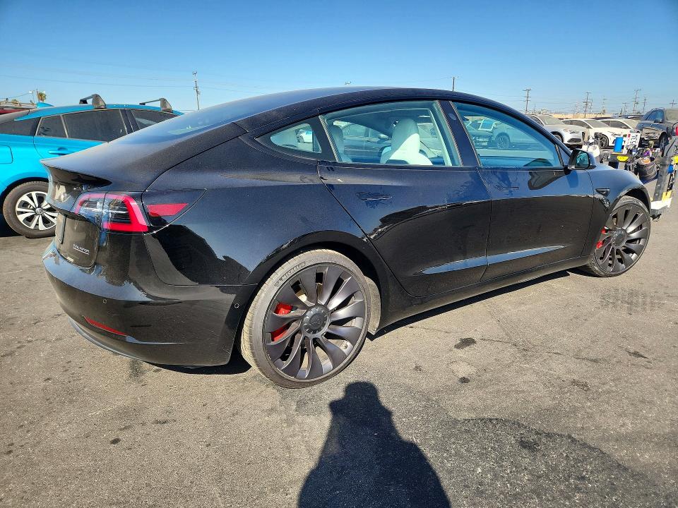 Продажа на аукционе авто 2021 Tesla Model 3, vin: 5YJ3E1EC0MF000725, номер лота: 56673176