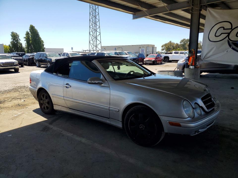 2003 Mercedes-benz Clk მანქანა იყიდება აუქციონზე, vin: WDBLK65G33T136608, აუქციონის ნომერი: 57244026