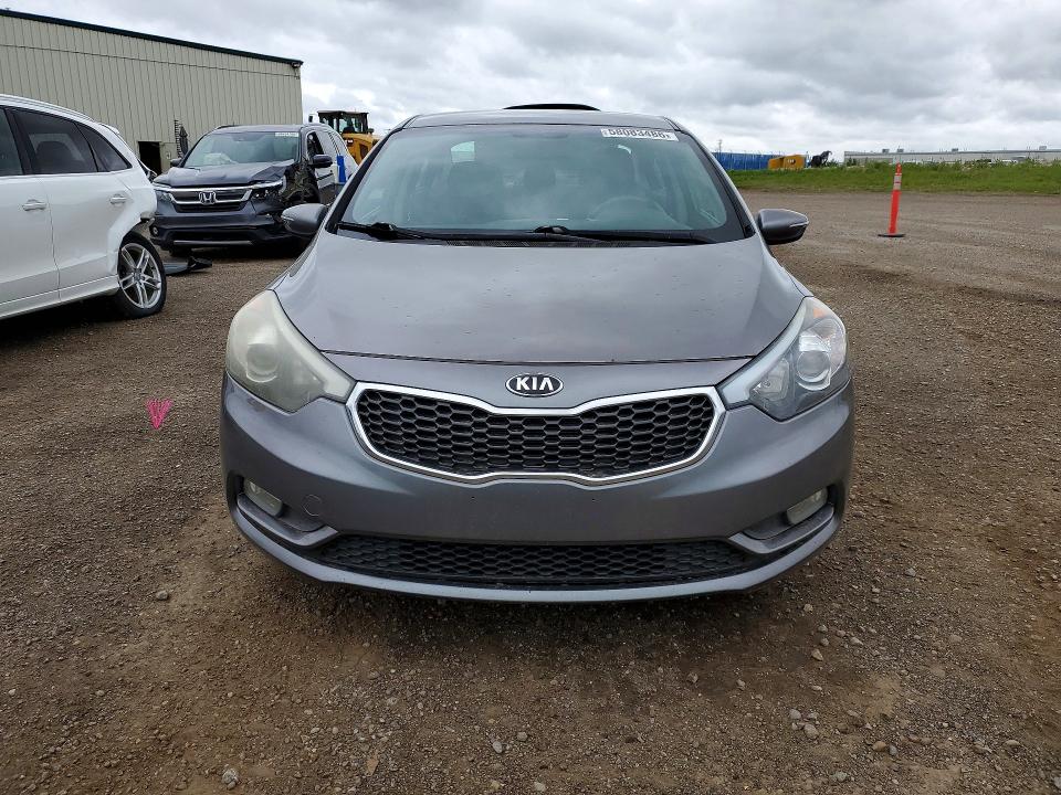 2015 Kia Forte მანქანა იყიდება აუქციონზე, vin: KNAFX4A67F5324796, აუქციონის ნომერი: 58083486