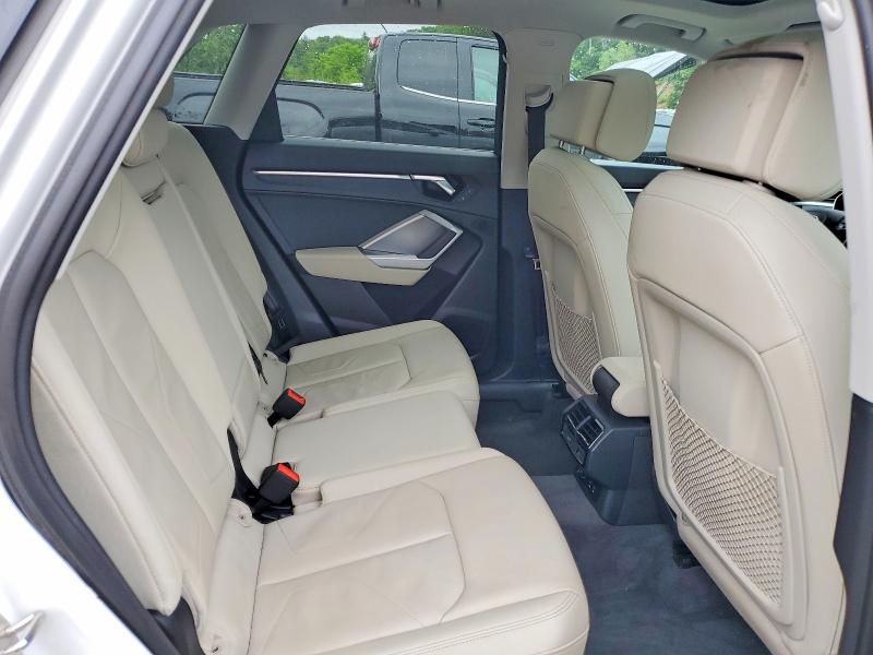 58069126 :رقم المزاد ، WA1DECF35L1060158 vin ، 2020 Audi Q3 مزاد بيع