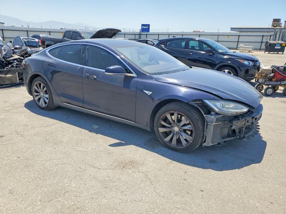 Продажа на аукционе авто 2014 Tesla Model S, vin: 5YJSA1H15EFP51905, номер лота: 55789946