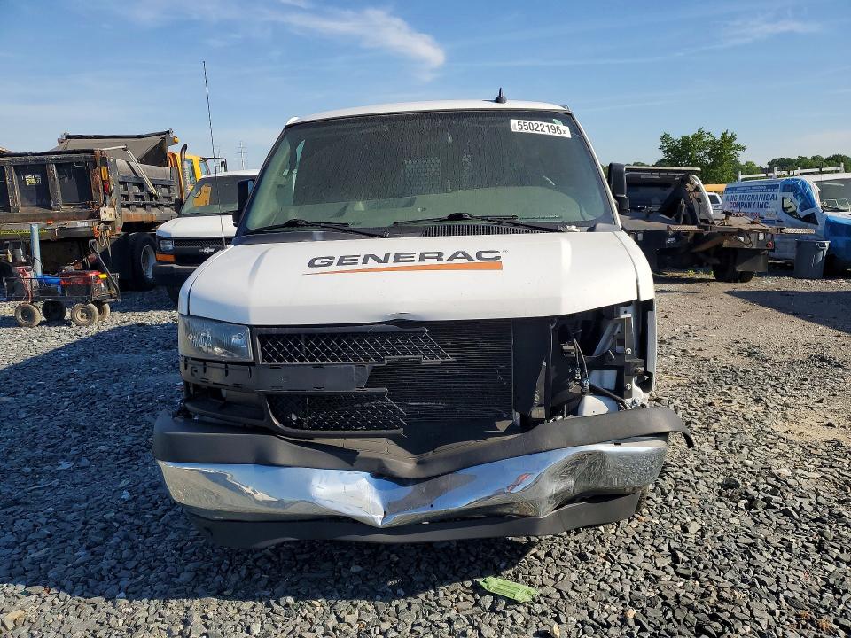 55022196 :رقم المزاد ، 1GCWGAFP4M1229779 vin ، 2021 Chevrolet Express G2500 مزاد بيع