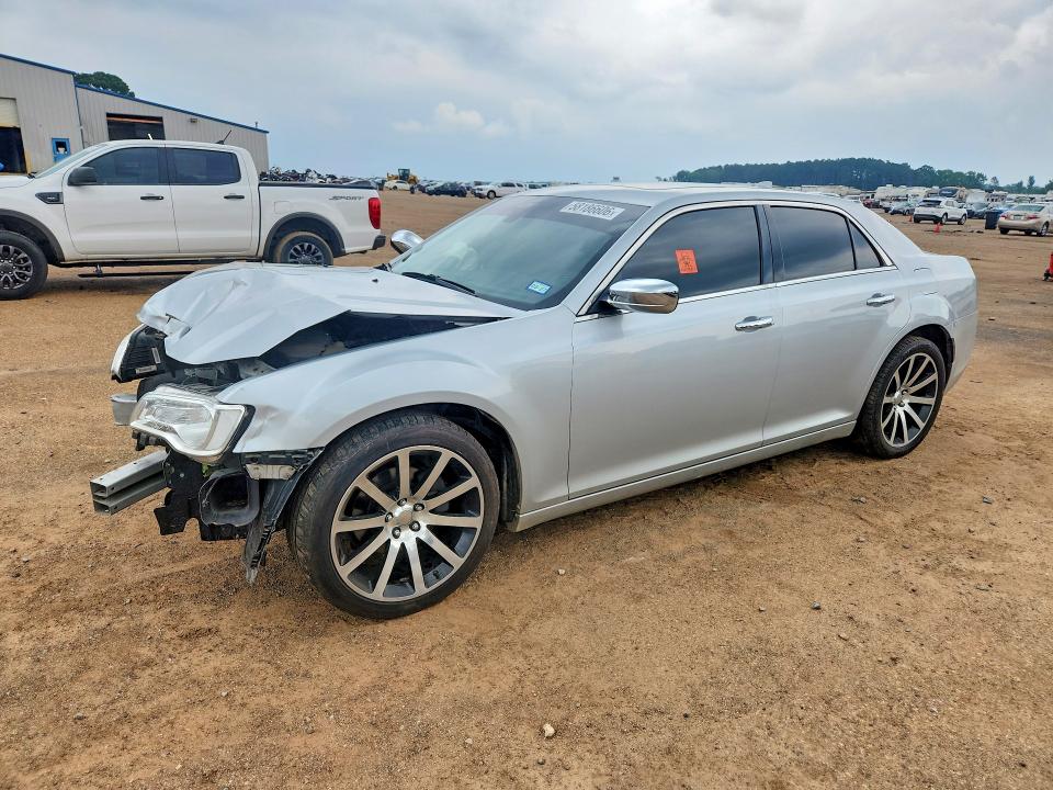 2020 Chrysler 300 მანქანა იყიდება აუქციონზე, vin: 2C3CCAEG5LH102835, აუქციონის ნომერი: 58186606