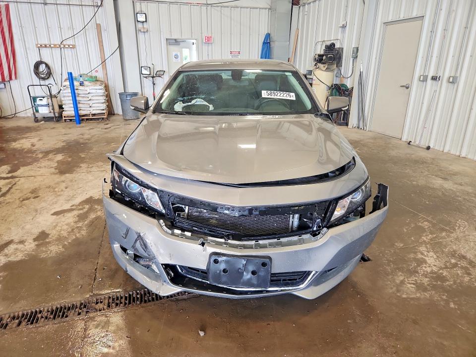 58922226 :رقم المزاد ، 1G1105S30HU190047 vin ، 2017 Chevrolet Impala مزاد بيع