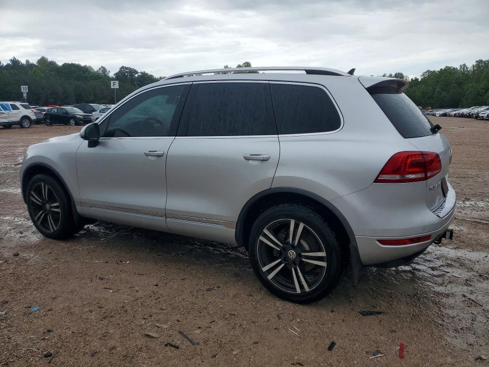 56323956 :رقم المزاد ، WVGFF9BP2CD002994 vin ، 2012 Volkswagen Touareg مزاد بيع