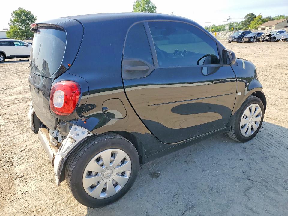 2016 Smart Fortwo მანქანა იყიდება აუქციონზე, vin: WMEFJ5DA2GK056643, აუქციონის ნომერი: 58757786