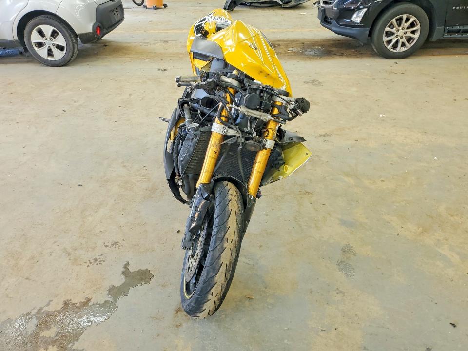56966856 :رقم المزاد ، JYARN15E86A001740 vin ، 2006 Yamaha Yzfr1 مزاد بيع