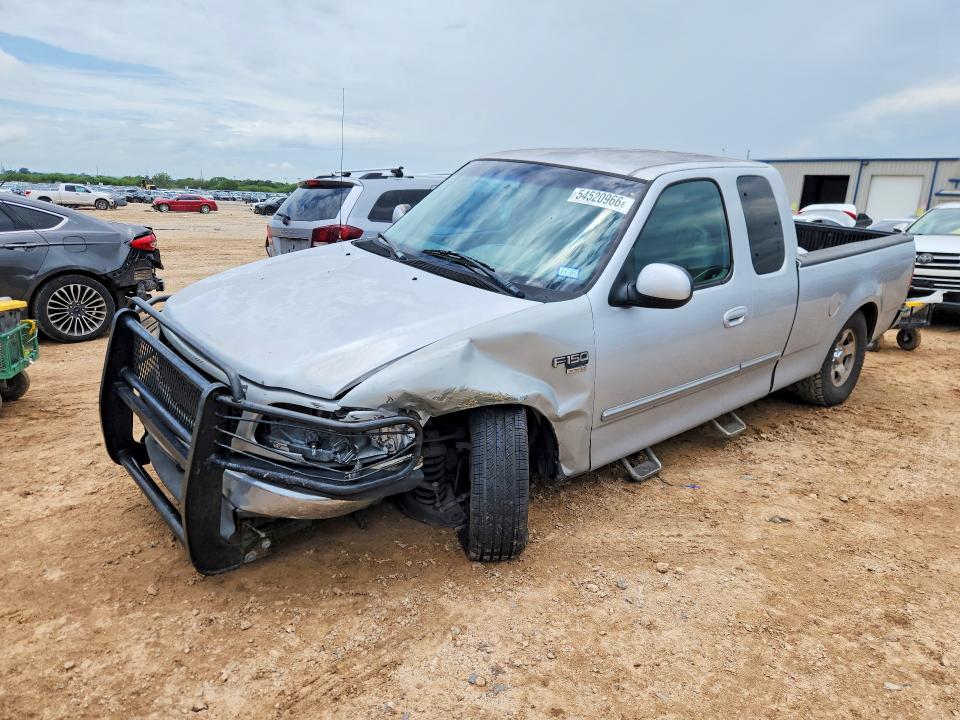 54520966 :رقم المزاد ، 1FTRX17W61KC65708 vin ، 2001 Ford F150 مزاد بيع