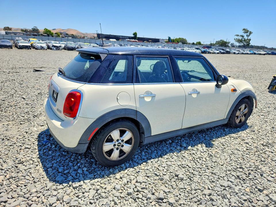 2015 Mini Cooper მანქანა იყიდება აუქციონზე, vin: WMWXS5C51FT829015, აუქციონის ნომერი: 56973036