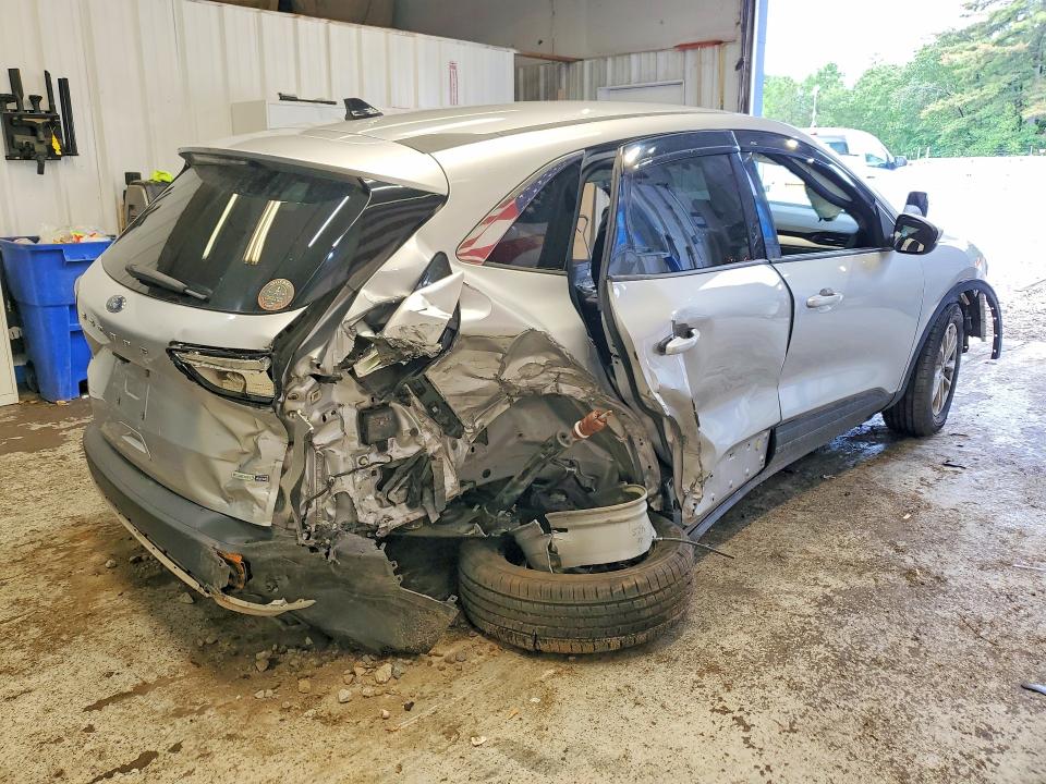Продаж на аукціоні авто 2020 Ford Escape, vin: 1FMCU9G66LUA19399, номер лоту: 57108946