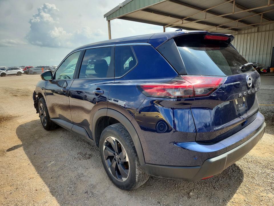 55615826 :رقم المزاد ، 5N1BT3BA8SC832657 vin ، 2025 Nissan Rogue مزاد بيع