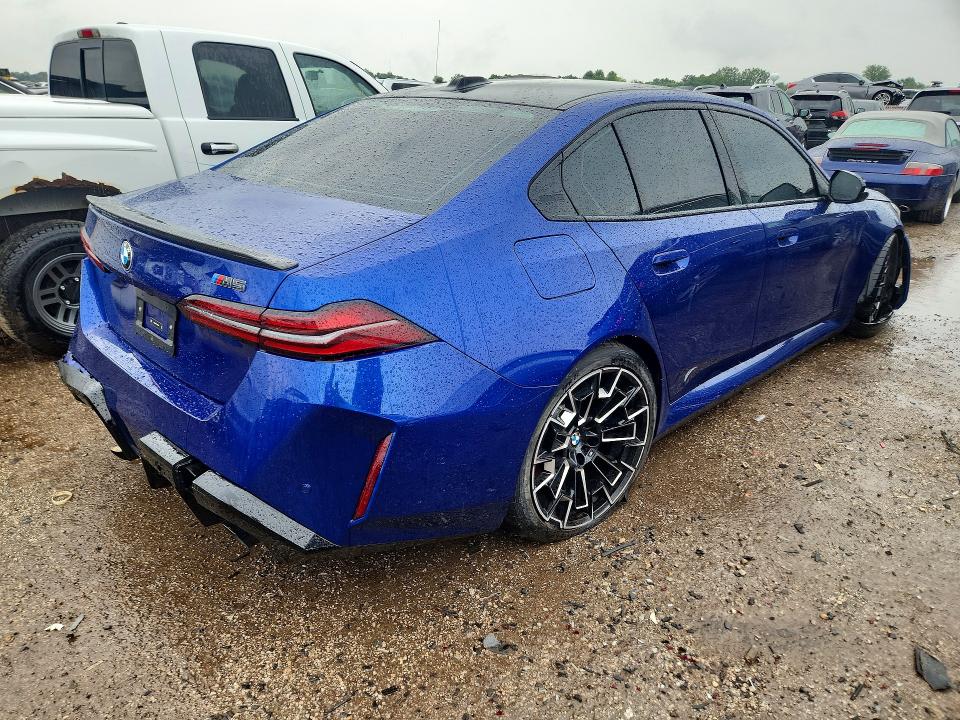 2026 Bmw M5 მანქანა იყიდება აუქციონზე, vin: WBS83FK07TCV81941, აუქციონის ნომერი: 58724616