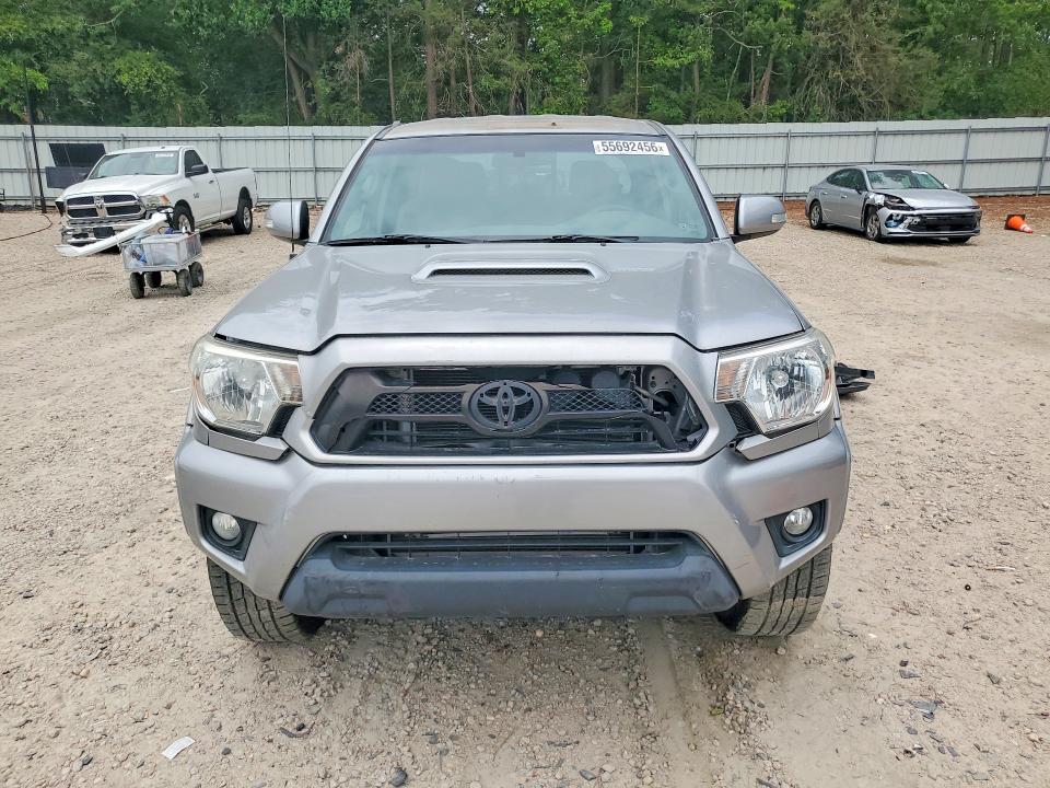 Продажа на аукционе авто 2015 Toyota Tacoma, vin: 3TMLU4EN3FM185616, номер лота: 55692456