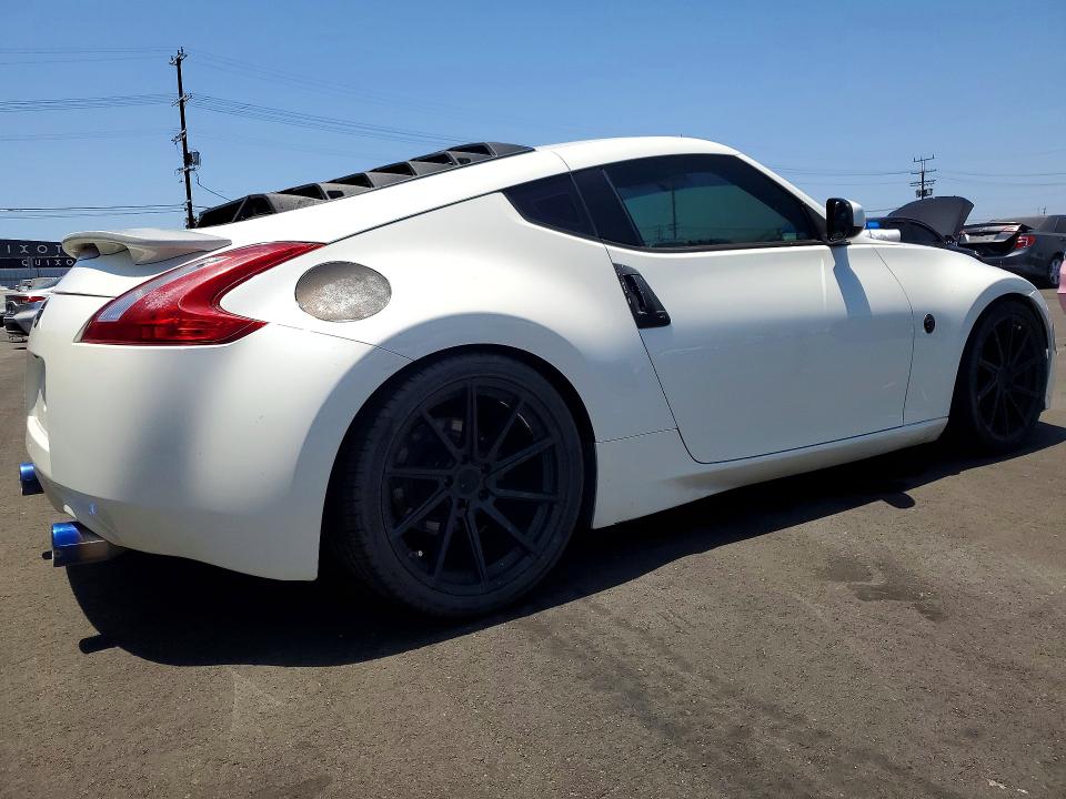 56986496 :رقم المزاد ، JN1AZ4EH7HM951027 vin ، 2017 Nissan 370z مزاد بيع