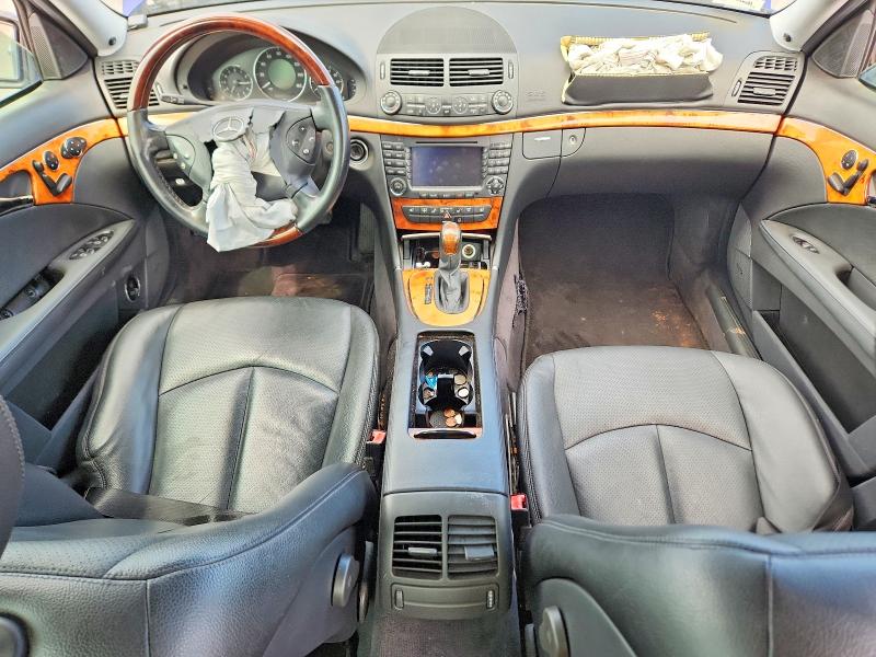 59099606 :رقم المزاد ، WDBUF56JX6A958254 vin ، 2006 Mercedes-benz E مزاد بيع