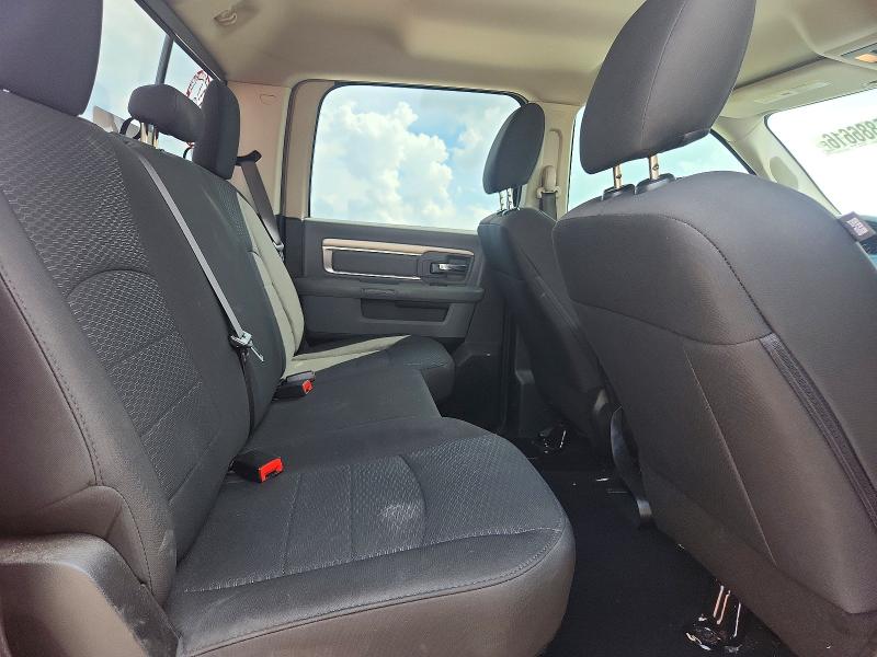 55886616 :رقم المزاد ، 1C6RR6LT5KS704201 vin ، 2019 Ram 1500 Classic مزاد بيع