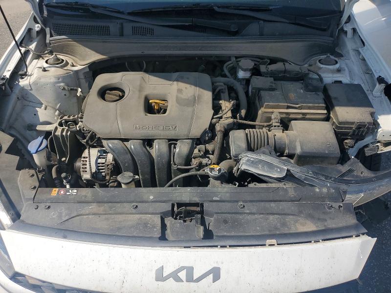 58407306 :رقم المزاد ، 3KPF24AD1NE437517 vin ، 2022 Kia Forte مزاد بيع