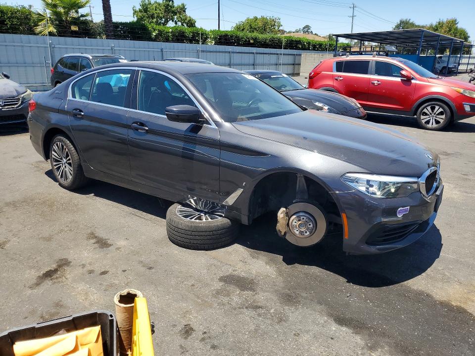 Продажа на аукционе авто 2019 Bmw 530xe, vin: WBAJB1C50KB376391, номер лота: 58615506