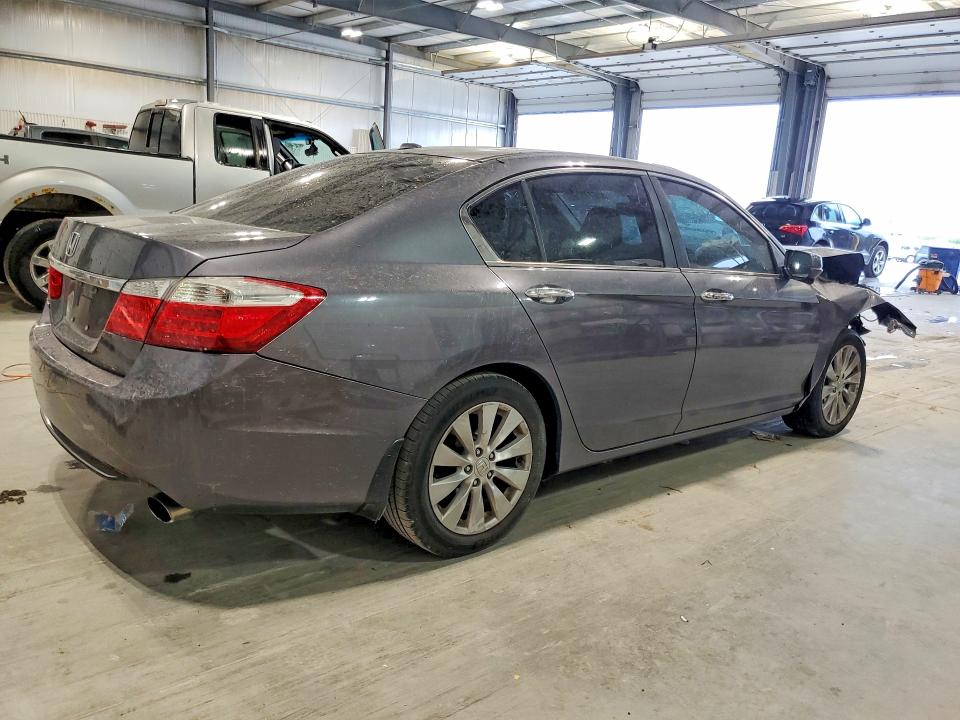 Продажа на аукционе авто 2013 Honda Accord, vin: 1HGCR2F88DA098692, номер лота: 55711036