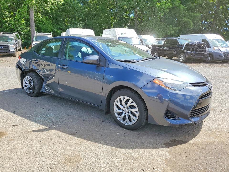 2018 Toyota Corolla მანქანა იყიდება აუქციონზე, vin: 2T1BURHE6JC982979, აუქციონის ნომერი: 56997986
