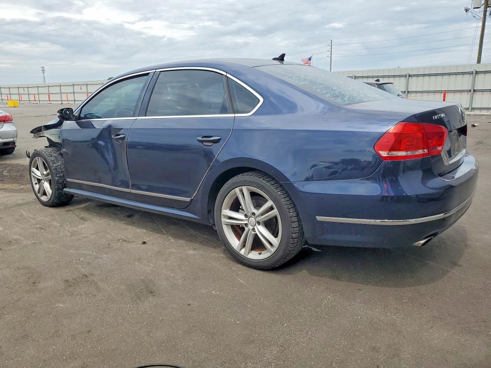 Продажа на аукционе авто 2013 Volkswagen Passat, vin: 1VWCM7A30DC080260, номер лота: 56530066