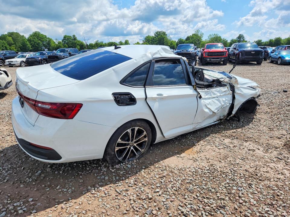 Продажа на аукционе авто 2025 Volkswagen Jetta, vin: 3VWBX7BU2SM065930, номер лота: 58292376