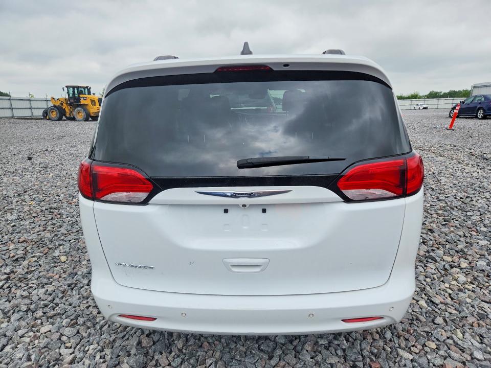 85450395 :رقم المزاد ، 2C4RC1DG8MR555074 vin ، 2021 Chrysler Voyager مزاد بيع