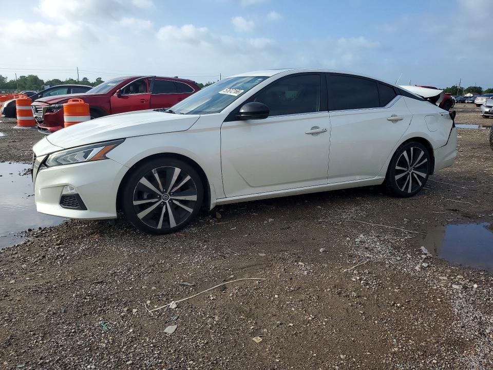 2020 Nissan Altima მანქანა იყიდება აუქციონზე, vin: 1N4BL4CV6LC135815, აუქციონის ნომერი: 57612166