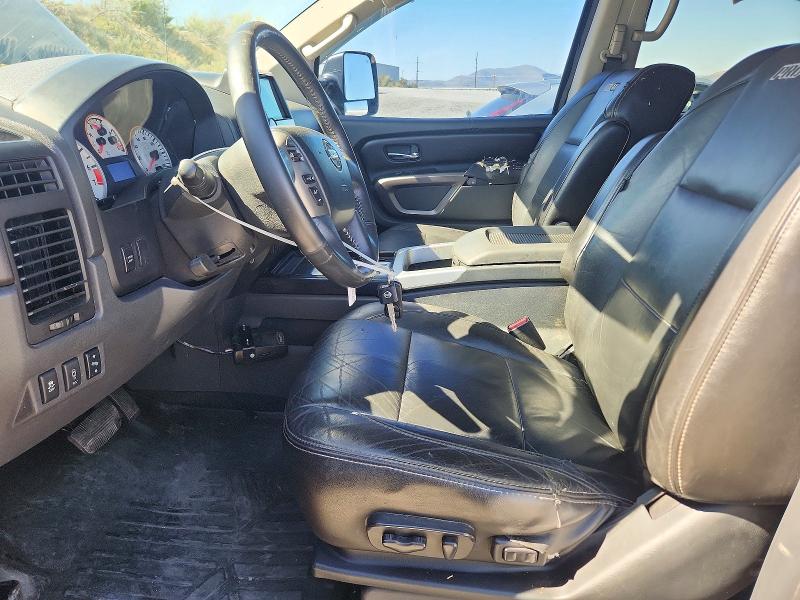 55170166 :رقم المزاد ، 1N6BA0EC9FN510090 vin ، 2015 Nissan Titan مزاد بيع