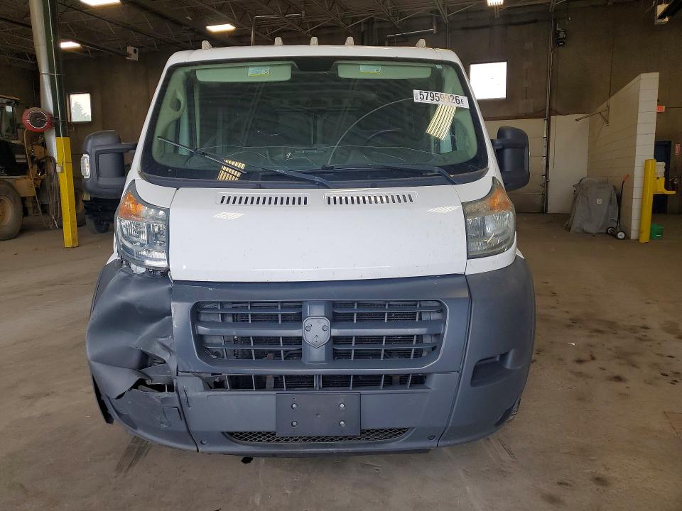 57959926 :رقم المزاد ، 3C6TRVAG5JE154442 vin ، 2018 Ram Promaster 1500 مزاد بيع