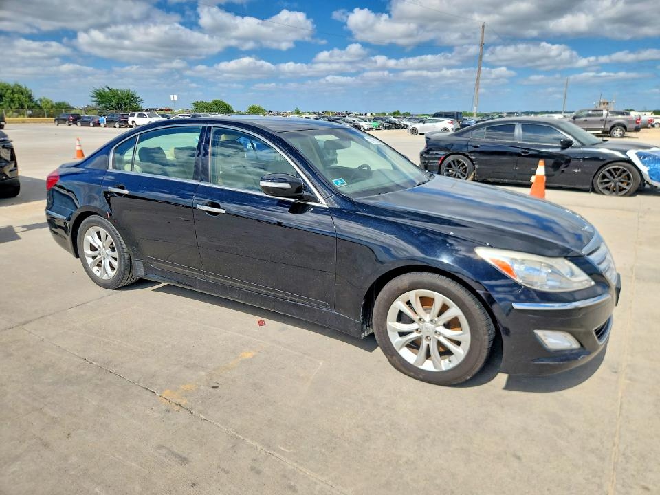 Продажа на аукционе авто 2013 Hyundai Genesis, vin: KMHGC4DD2DU232877, номер лота: 57750436