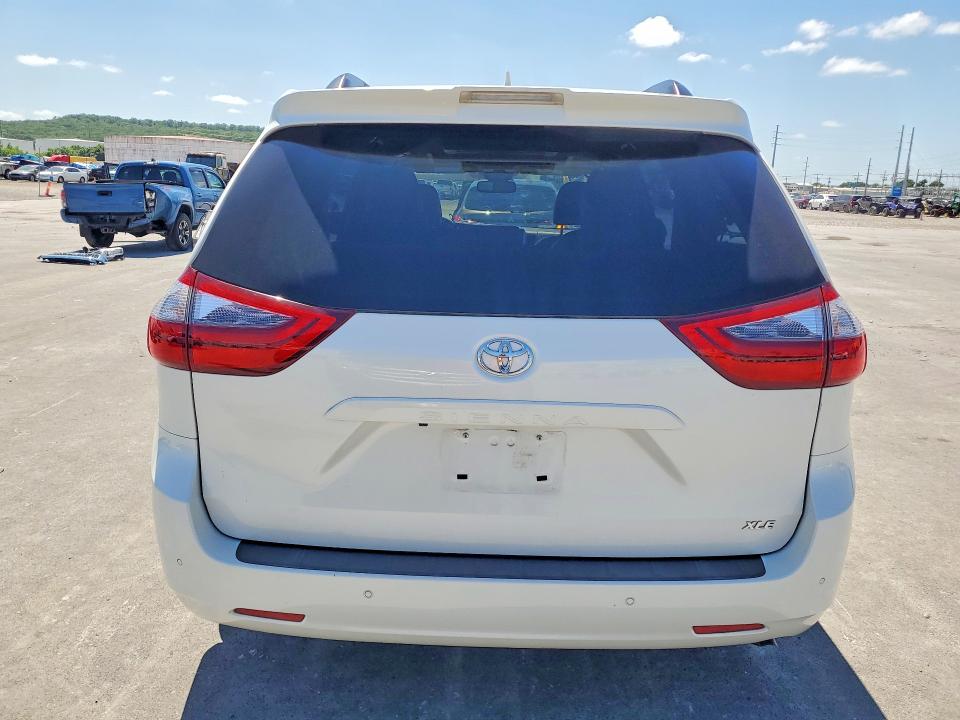 2020 Toyota Sienna მანქანა იყიდება აუქციონზე, vin: 5TDYZ3DC1LS084782, აუქციონის ნომერი: 55705426