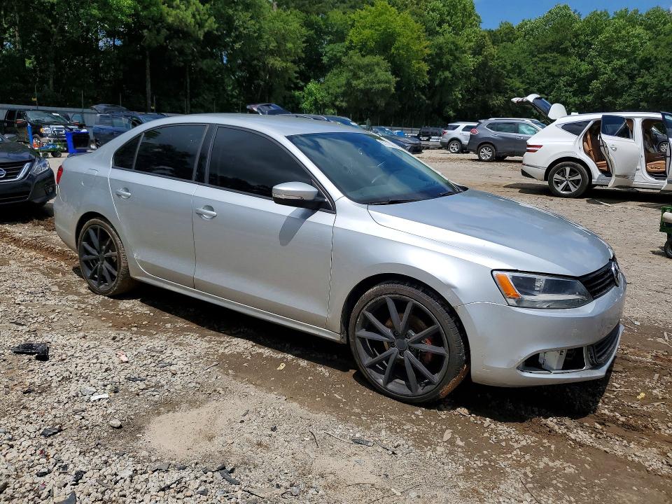 2011 Volkswagen Jetta მანქანა იყიდება აუქციონზე, vin: 3VWDZ7AJ3BM365311, აუქციონის ნომერი: 57716066