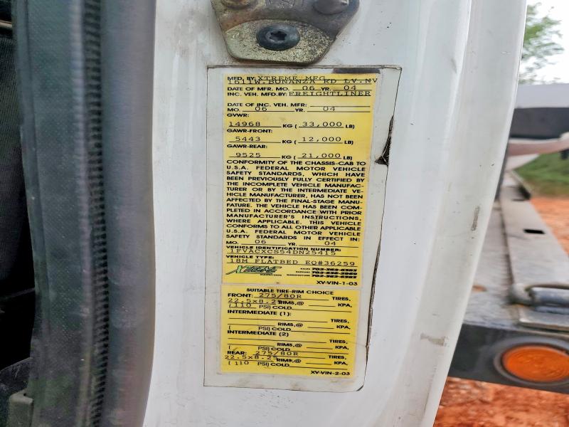 2004 Freightliner M2 მანქანა იყიდება აუქციონზე, vin: 1FVACXCS54DN25415, აუქციონის ნომერი: 55179346