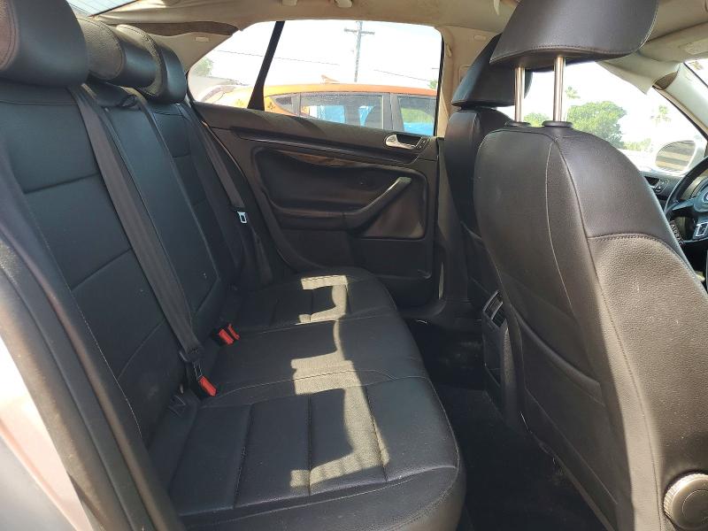 Продажа на аукционе авто 2010 Volkswagen Jetta, vin: 3VWRX7AJ2AM063339, номер лота: 56273796