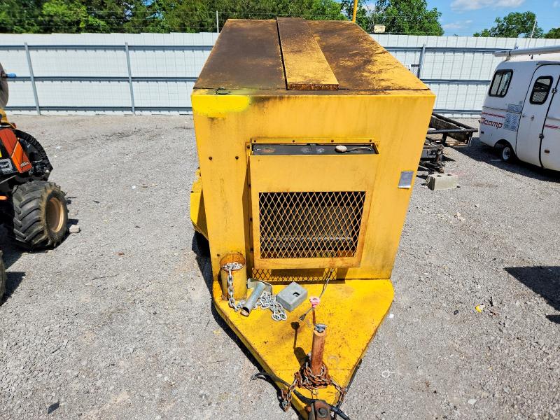 Aukcja sprzedaży 2000 Unkw 86 Pelsue - 25 Kw Stand B, vin: 25006260, numer aukcji: 54771886