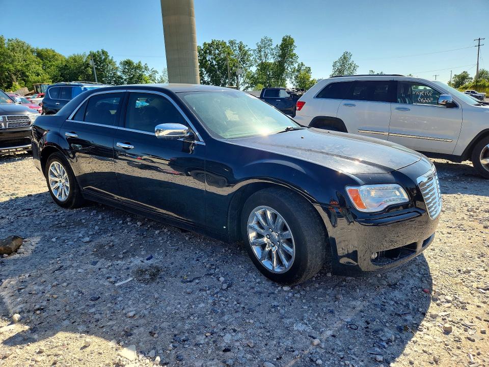 2014 Chrysler 300c მანქანა იყიდება აუქციონზე, vin: 2C3CCAEG7EH378520, აუქციონის ნომერი: 56862066