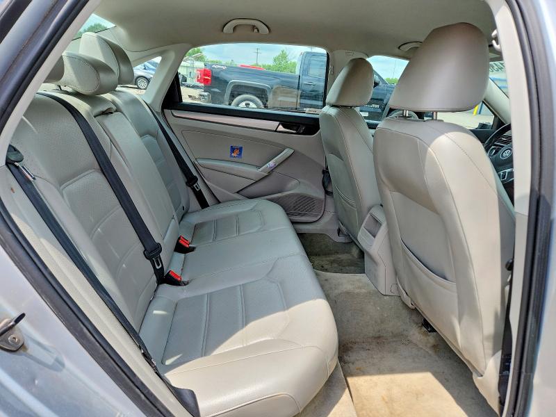 Продажа на аукционе авто 2015 Volkswagen Passat, vin: 1VWAS7A34FC011832, номер лота: 57031436