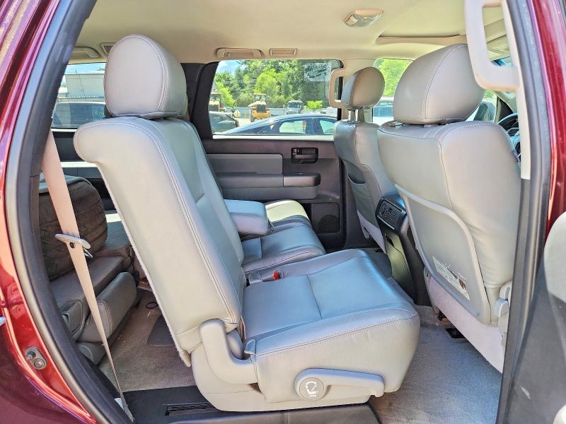 57816536 :رقم المزاد ، 5TDBY5G1XBS050269 vin ، 2011 Toyota Sequoia مزاد بيع