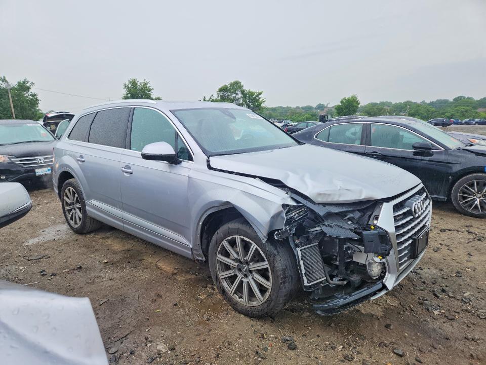 Продажа на аукционе авто 2019 Audi Q7, vin: WA1LAAF77KD035046, номер лота: 55819916