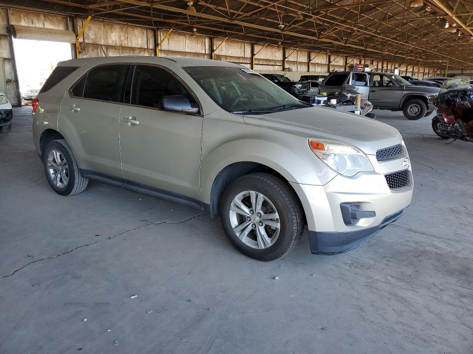56745876 :رقم المزاد ، 1GNALAEK8FZ137582 vin ، 2015 Chevrolet Equinox مزاد بيع