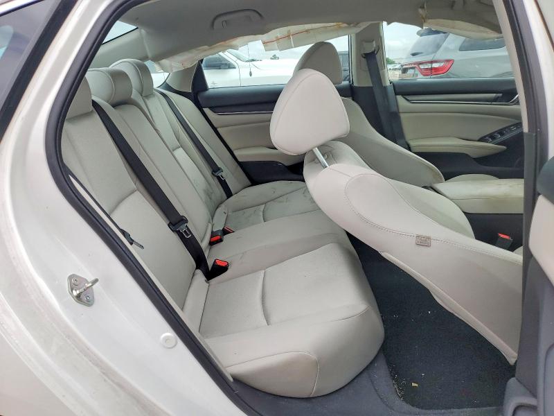 2018 Honda Accord მანქანა იყიდება აუქციონზე, vin: 1HGCV1F12JA263222, აუქციონის ნომერი: 57110766