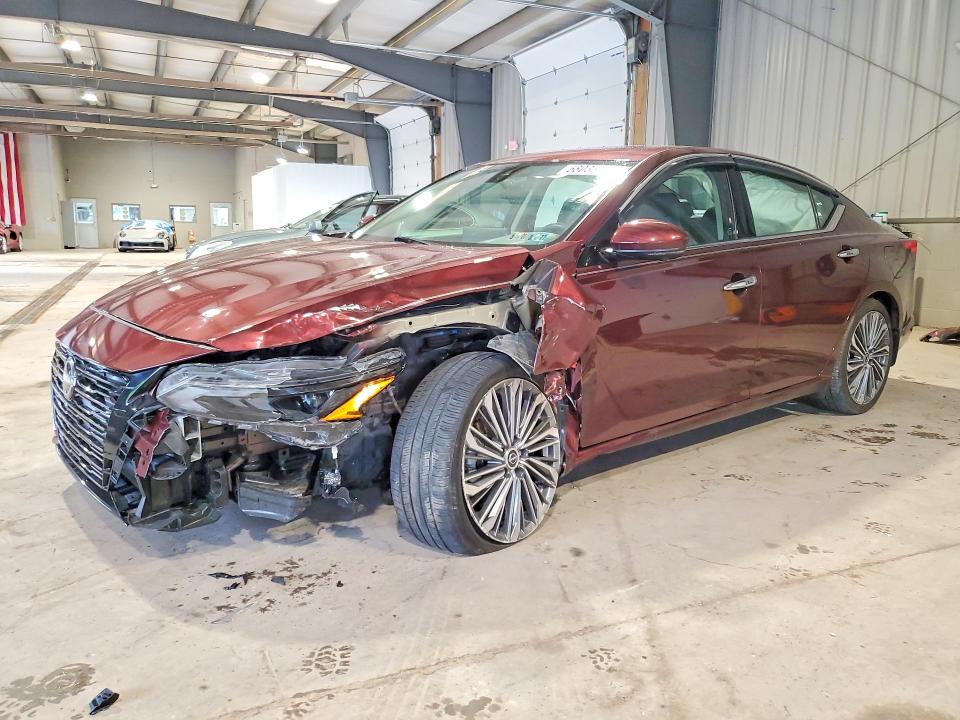 58033896 :رقم المزاد ، 1N4BL4EW3RN383569 vin ، 2024 Nissan Altima مزاد بيع