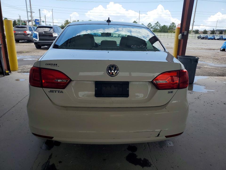 57038506 :رقم المزاد ، 3VWD07AJ9EM384041 vin ، 2014 Volkswagen Jetta مزاد بيع