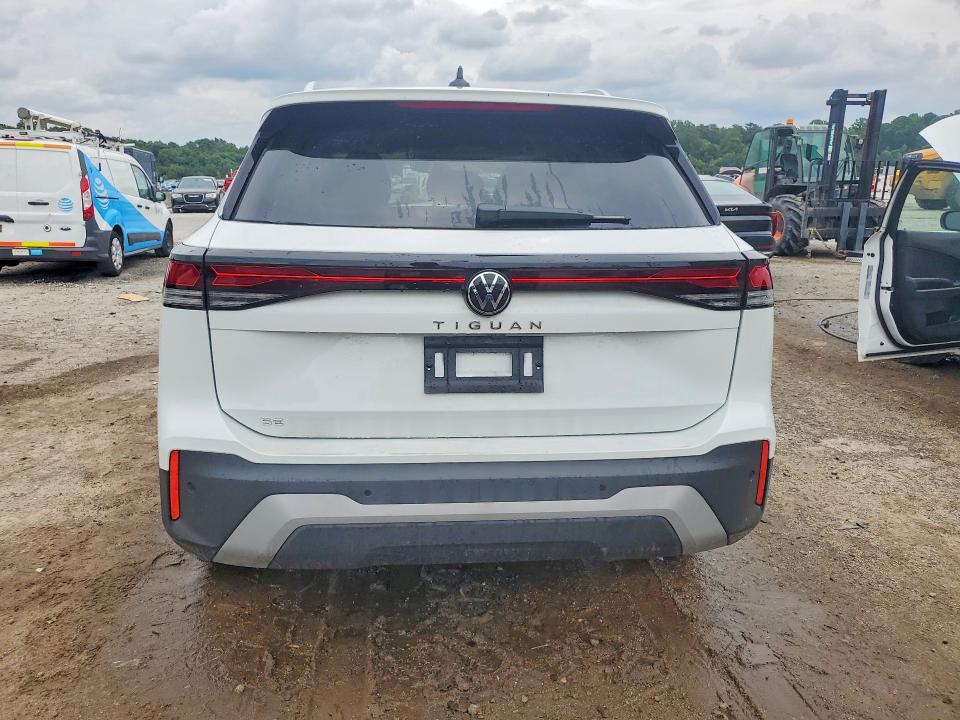 Продажа на аукционе авто 2026 Volkswagen Tiguan, vin: 3VVFR7RM2TM074313, номер лота: 56667086