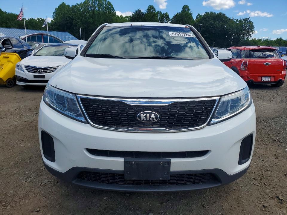 2014 Kia Sorento მანქანა იყიდება აუქციონზე, vin: 5XYKTCA6XEG548383, აუქციონის ნომერი: 57017776